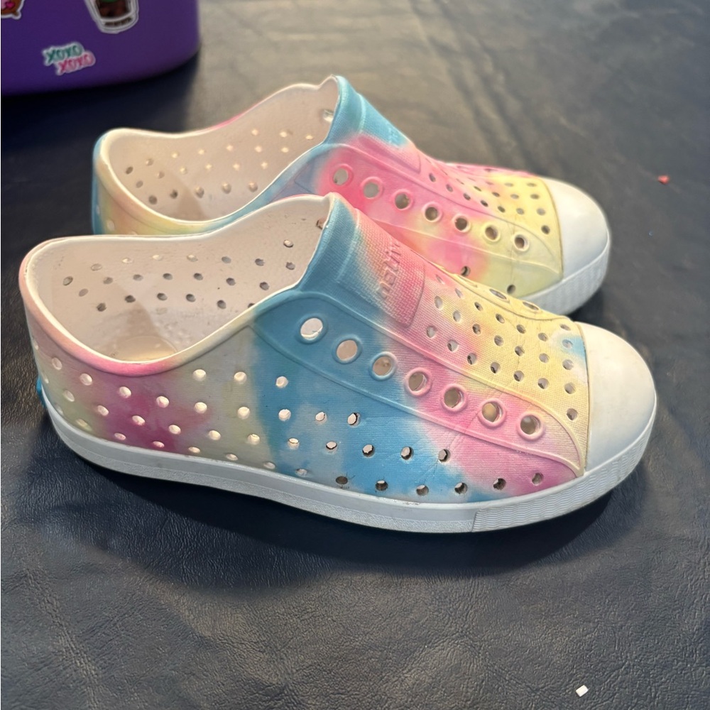 Natives C11 slip on shoes great condition!